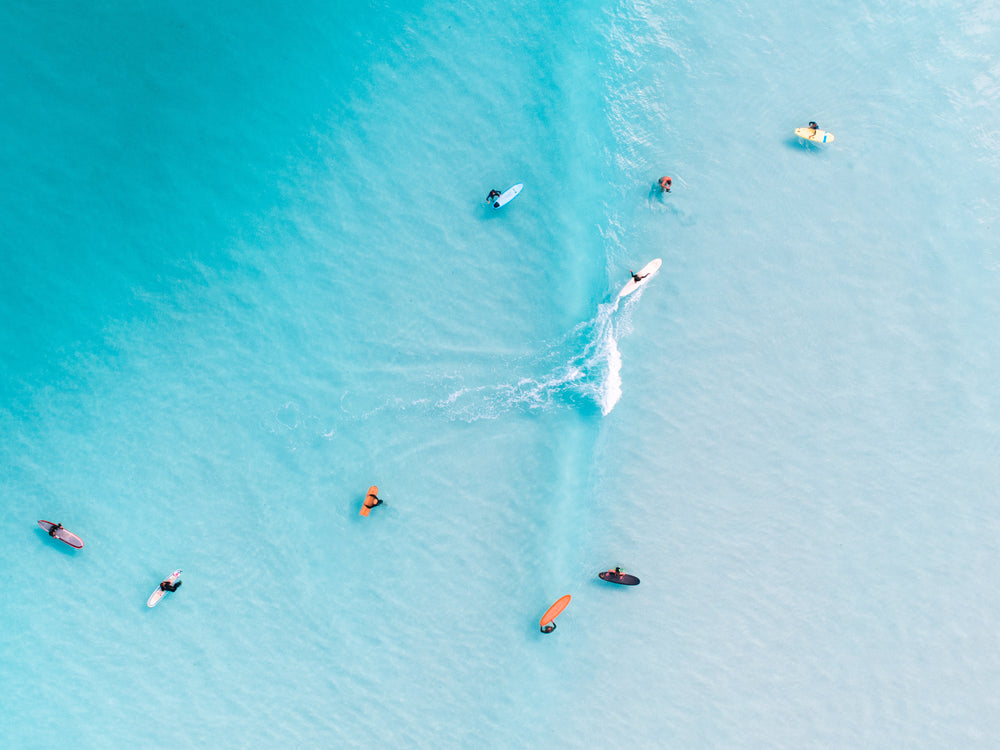 HT0219 - Wharton Beach Surfers