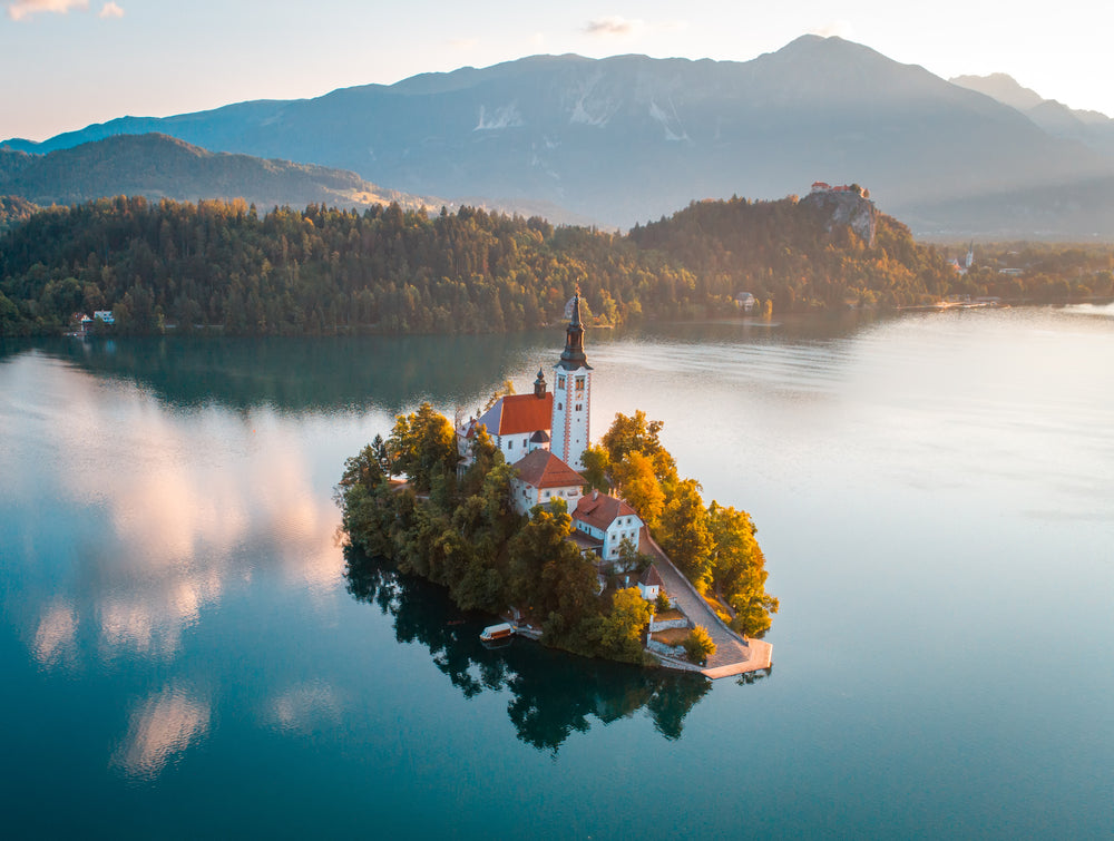 HT0140 - Lake Bled